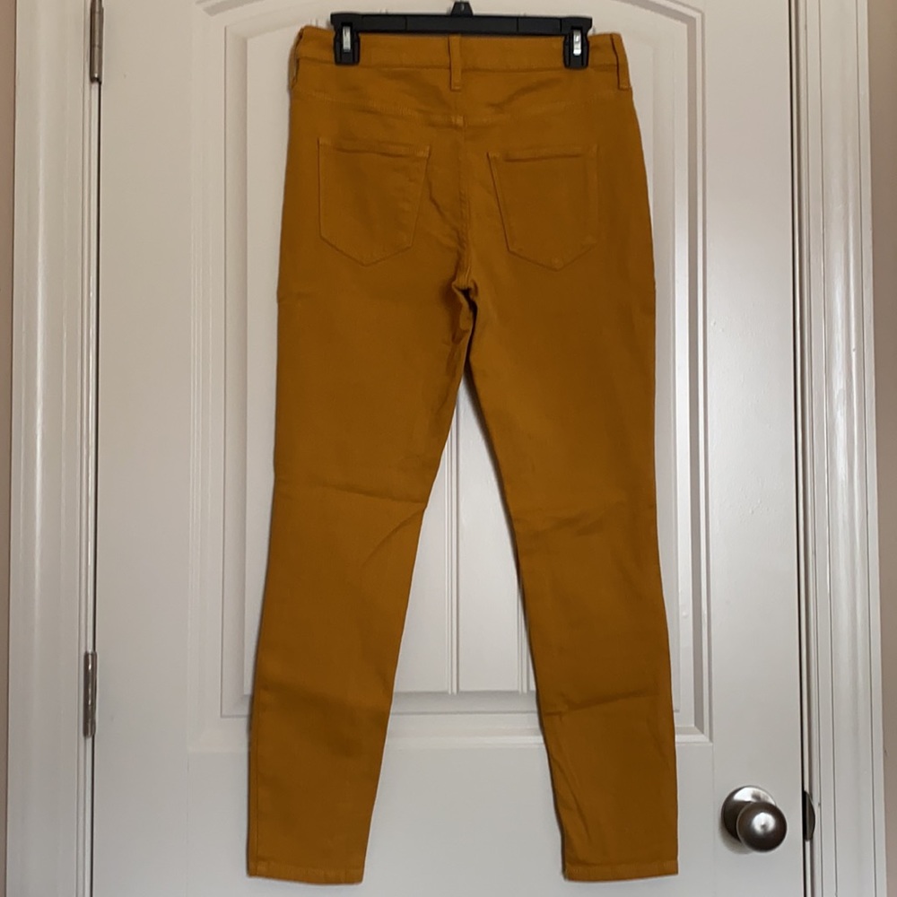 Universal Thread Mustard High Rise Skinny Jeans - Picture 4 of 7